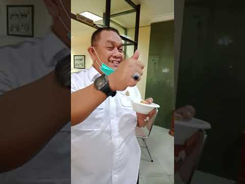 Thumbnail video review: Review Pempek Premium